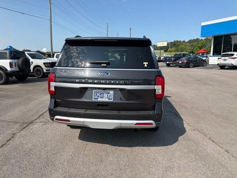Used 2023 Ford Expedition XLT RWD image 28