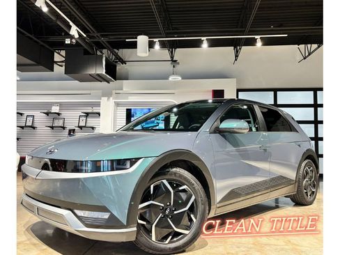 Used 2024 Hyundai Ioniq 5 SE image 1