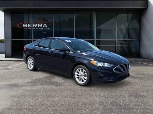 Used 2020 Ford Fusion SE FWD image 7