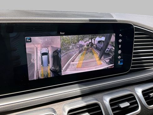Certified 2022 Mercedes-Benz GLS 450 4MATIC image 25