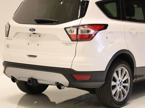 Used 2017 Ford Escape Titanium image 6