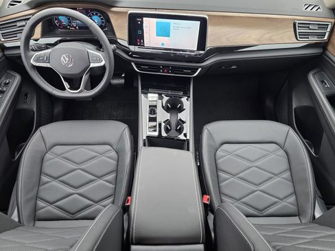 New 2026 Volkswagen Atlas SE FWD image 44