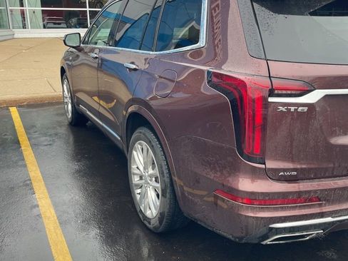 Used 2022 Cadillac XT6 Premium Luxury w/ LPO, Floor Liner Package AWD/4WD image 2
