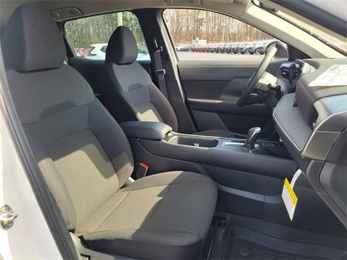 New 2026 Nissan Kicks S image 9