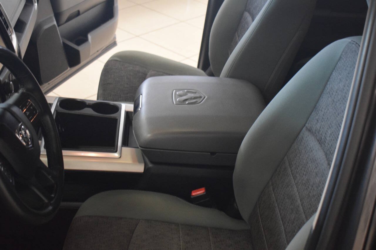 Used 2015 RAM 1500 Big Horn AWD/4WD image 37