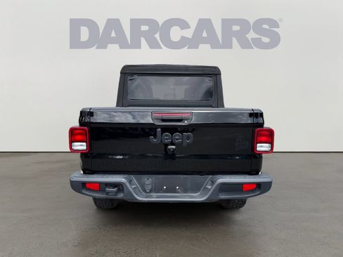 Used 2023 Jeep Gladiator Sport AWD/4WD image 6