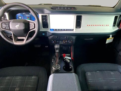 New 2026 Ford Bronco Heritage Edition AWD/4WD image 5