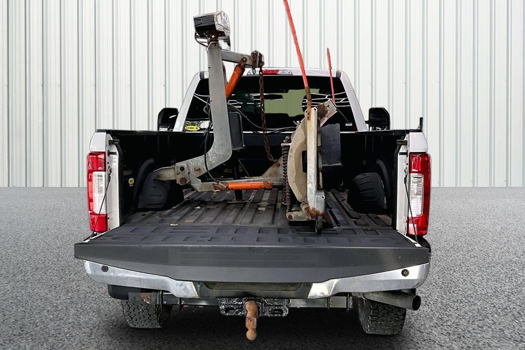 Used 2017 Ford F350 XLT w/ XLT Value Package AWD/4WD image 5