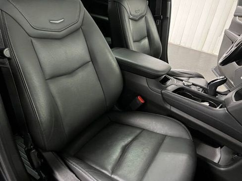 Used 2022 Cadillac XT5 Sportv w/ Technology Package AWD/4WD image 17