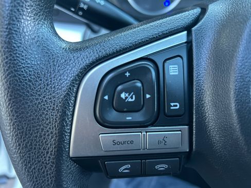 Used 2017 Subaru Forester 2.5i Premium w/ All-Weather Package image 17