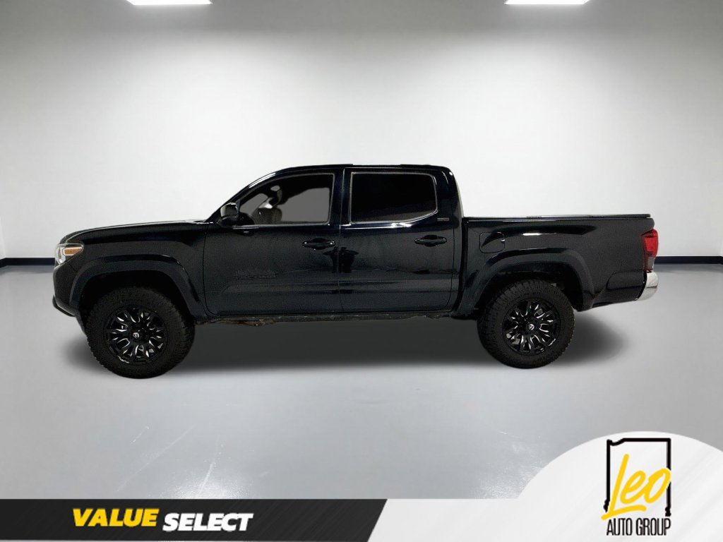 Used 2019 Toyota Tacoma SR5 AWD/4WD image 10