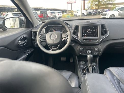 Used 2023 Jeep Cherokee Altitude Lux image 19