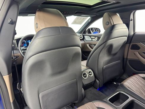 Used 2022 Mercedes-Benz AMG GT 43 image 42