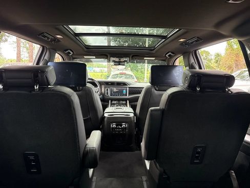 Used 2023 GMC Yukon Denali w/ Denali Reserve Package AWD/4WD image 63