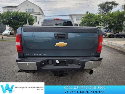 Used 2014 Chevrolet Silverado 2500 LTZ w/ LTZ Plus Package image 5