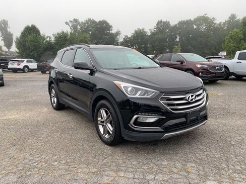 Used 2017 Hyundai Santa Fe Sport AWD/4WD image 2
