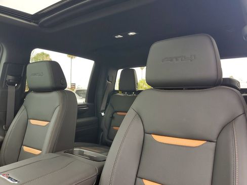 New 2026 GMC Sierra 2500 AT4 w/ AT4 Premium Plus Package AWD/4WD image 8