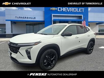 New 2026 Chevrolet Trax LT w/ Sunroof Package