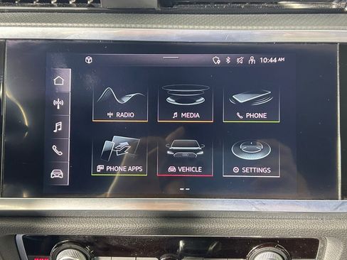 Used 2022 Audi Q3 2.0T Premium w/ Convenience Package image 19