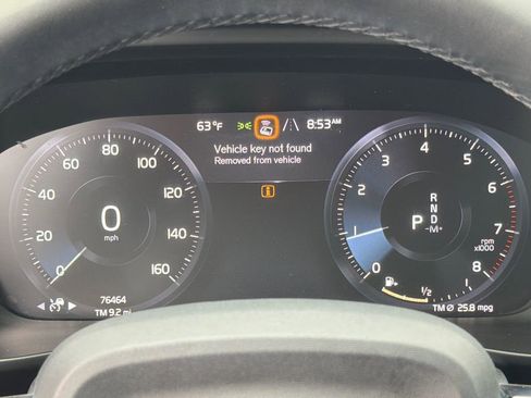 Used 2022 Volvo XC40 T5 R-Design w/ Advanced Package image 27