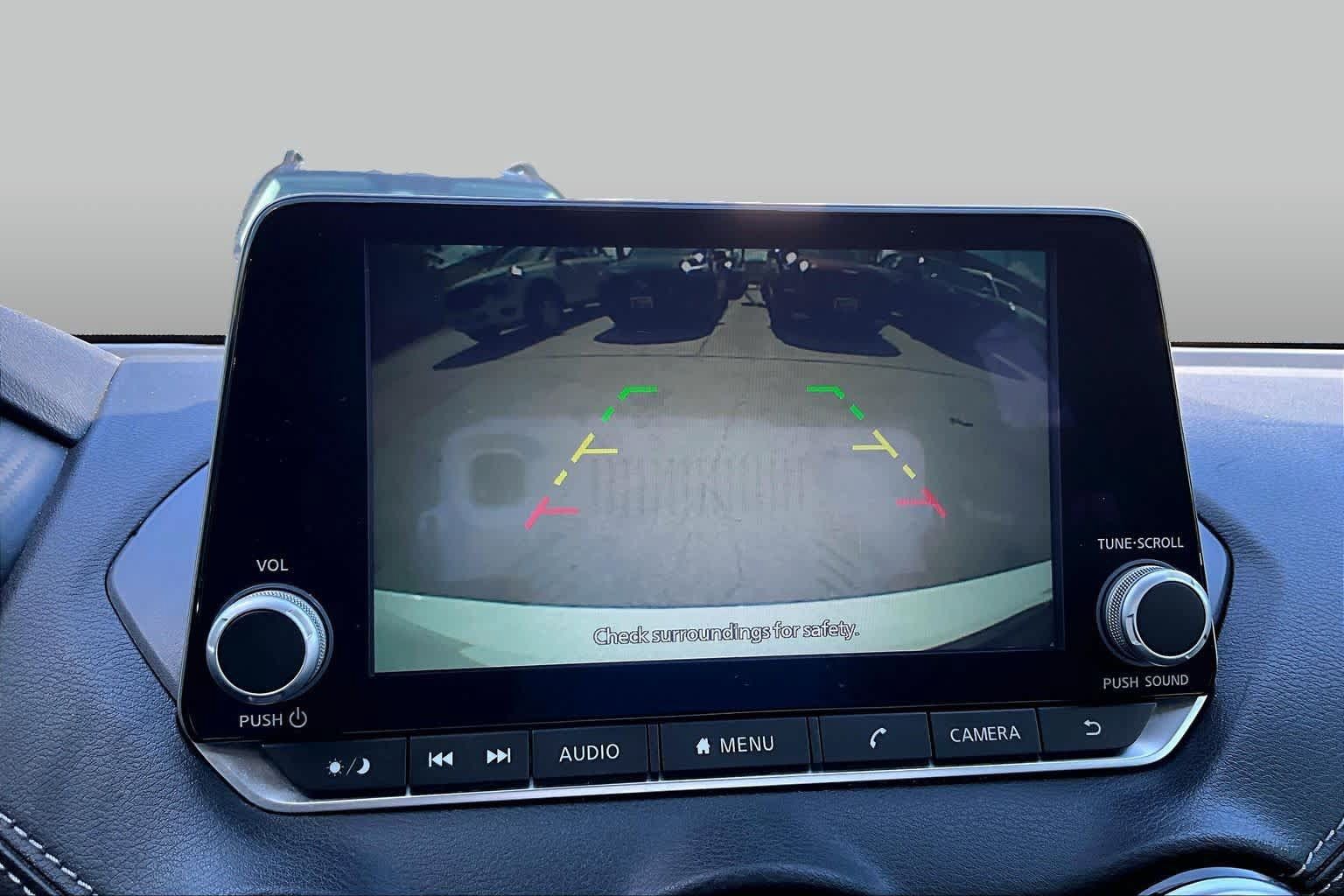 Used 2024 Nissan Sentra SV FWD image 28