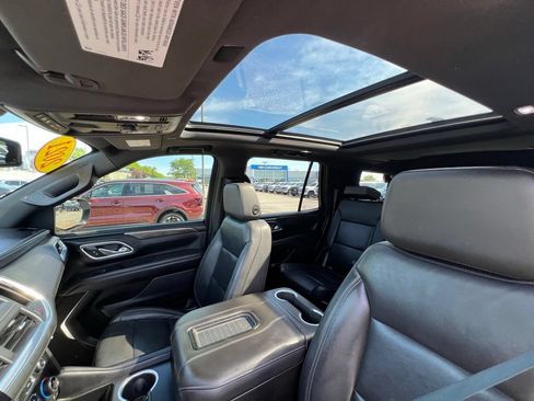 Used 2021 Chevrolet Tahoe LT w/ LT Signature Package AWD/4WD image 20