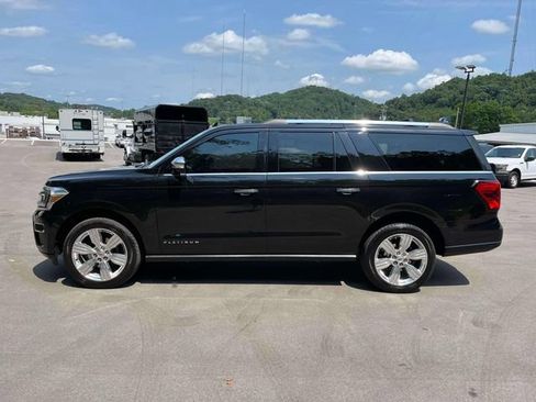 Used 2024 Ford Expedition Max Platinum AWD/4WD image 6