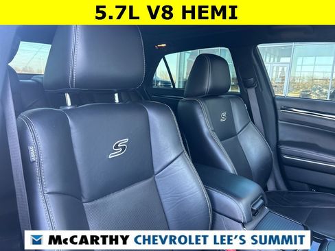 Used 2023 Chrysler 300 S w/ Comfort Group image 39