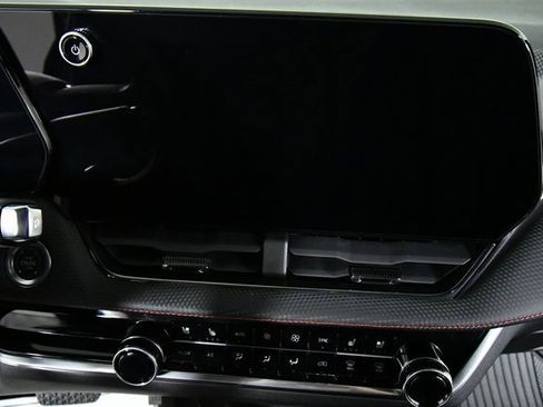 Certified 2025 Chevrolet Equinox RS w/ Safety and Technology Package image 4