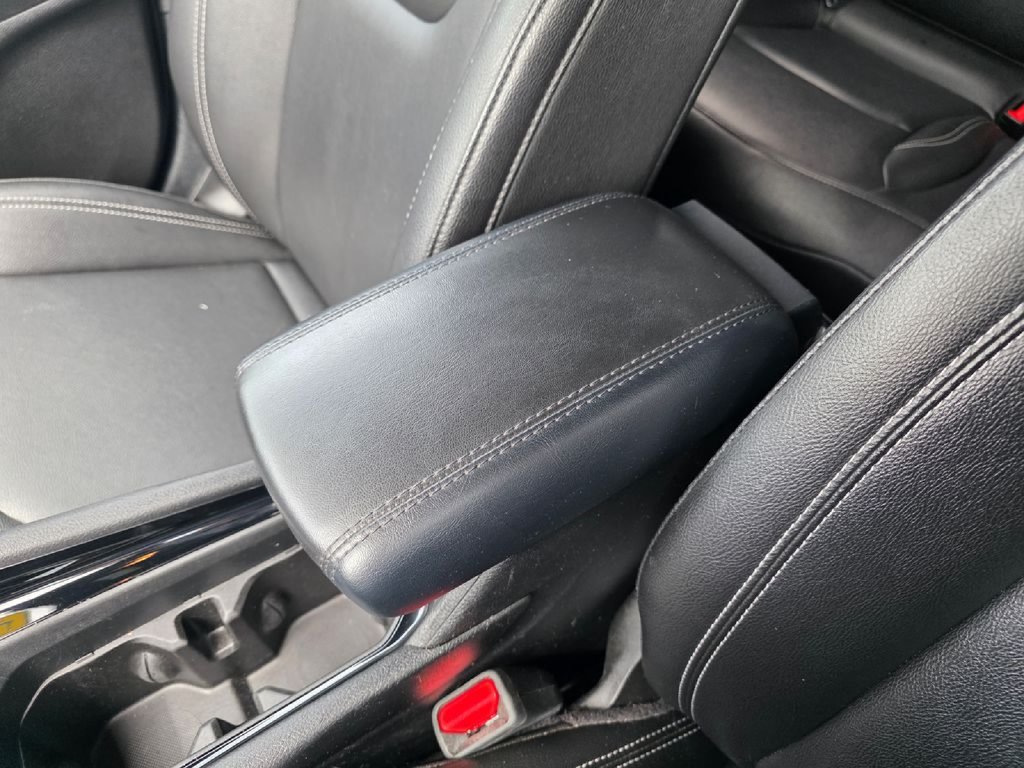 Used 2025 Jeep Compass Limited AWD/4WD image 39