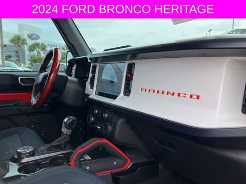 Used 2024 Ford Bronco Heritage Edition AWD/4WD image 12