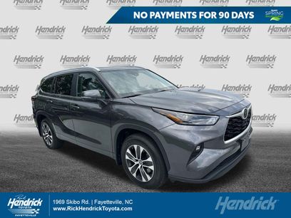 Used 2023 Toyota Highlander XLE