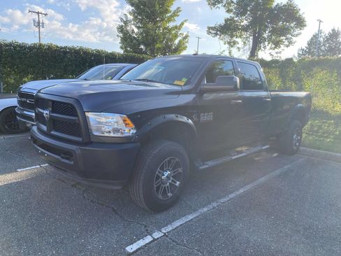 Used 2018 RAM 2500 Tradesman w/ Popular Equipment Group AWD/4WD image 3