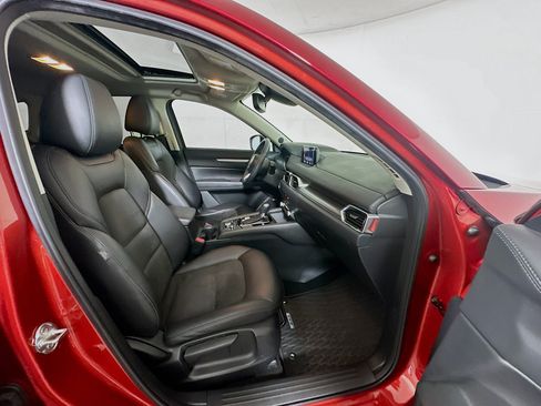 Used 2019 MAZDA CX-5 Touring FWD image 32