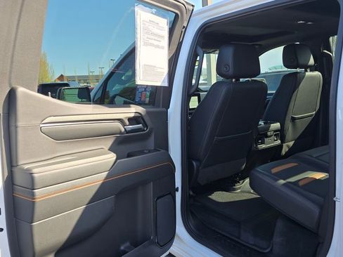 Used 2024 GMC Sierra 1500 AT4 w/ Technology Package AWD/4WD image 56