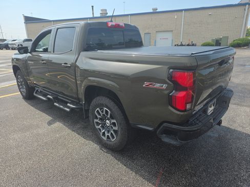 Used 2023 Chevrolet Colorado Z71 w/ Z71 Convenience Package 2 AWD/4WD image 6