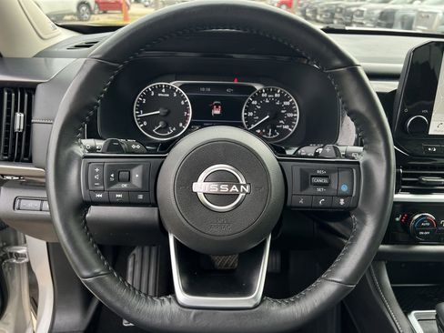 Certified 2023 Nissan Pathfinder SL w/ SL Premium Package image 10