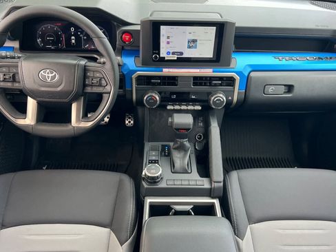 Used 2026 Toyota Tacoma TRD Sport image 4