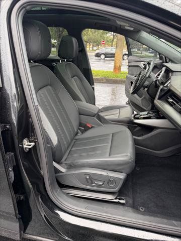 Used 2023 Audi Q4 e-tron Premium Plus RWD image 22