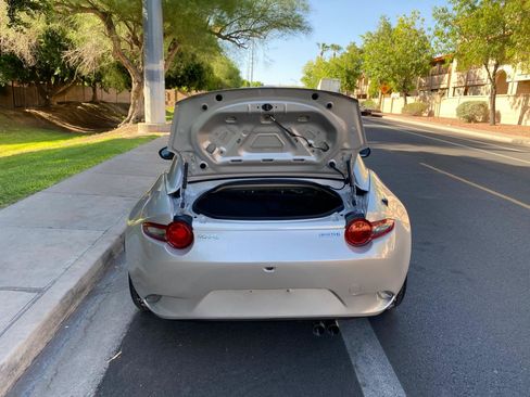 Used 2023 MAZDA MX-5 Miata Grand Touring RWD image 8