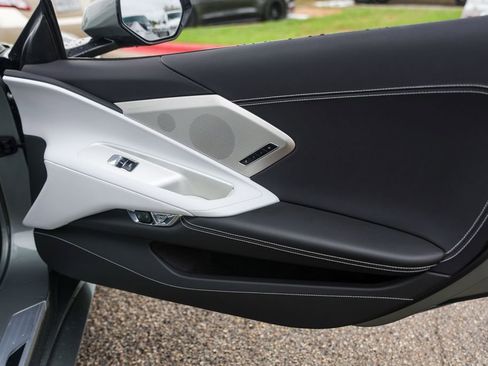 Used 2022 Chevrolet Corvette Stingray Preferred Conv w/ 2LT image 24