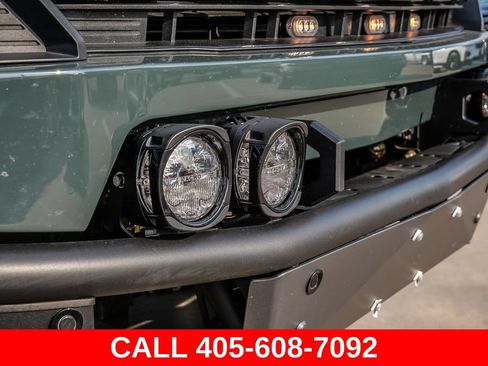 Used 2025 Chevrolet Silverado 1500 LTZ AWD/4WD image 13