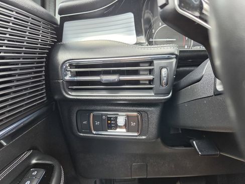 Used 2022 Lincoln Corsair AWD w/ Equipment Group 101A image 24