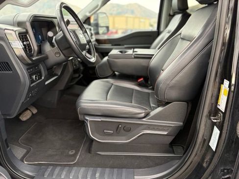 Used 2023 Ford F350 Lariat w/ FX4 Off-Road Package AWD/4WD image 24