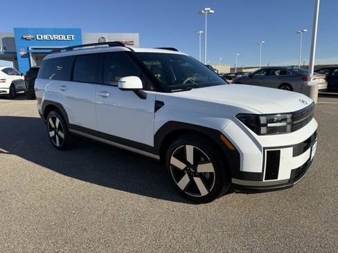 Used 2025 Hyundai Santa Fe Limited image 10