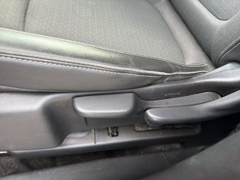 Used 2024 Buick Encore GX Preferred AWD/4WD image 16