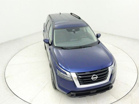 Used 2025 Nissan Pathfinder SV FWD image 20