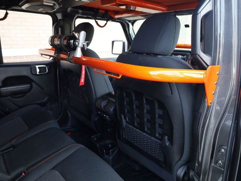 Used 2021 Jeep Gladiator Mojave w/ Auxiliary Switch Group image 33