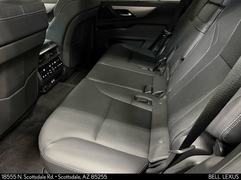 Used 2025 Lexus LX 600 F Sport w/ Accessory Package (2T) AWD/4WD image 17