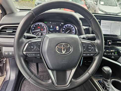 Used 2023 Toyota Camry SE w/ Blackout Package (TMS) AWD/4WD image 14